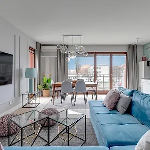https://stay-in-riverfront-lofts.gdanskhotel.org